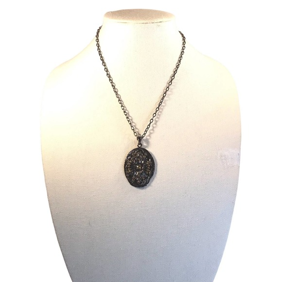 Gunmetal & Black Pendant‎ Necklace - Picture 1 of 6